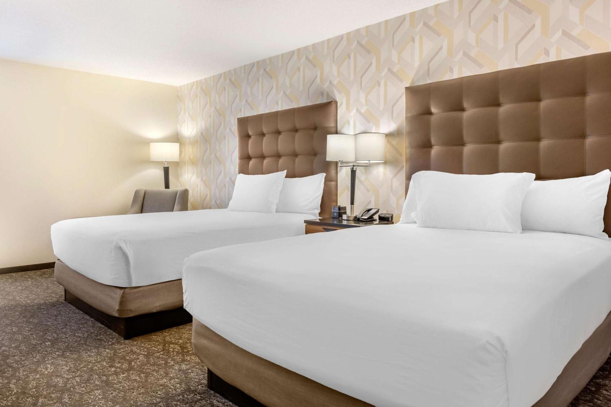 Drury & St. Louis-southwest Hotel 3*