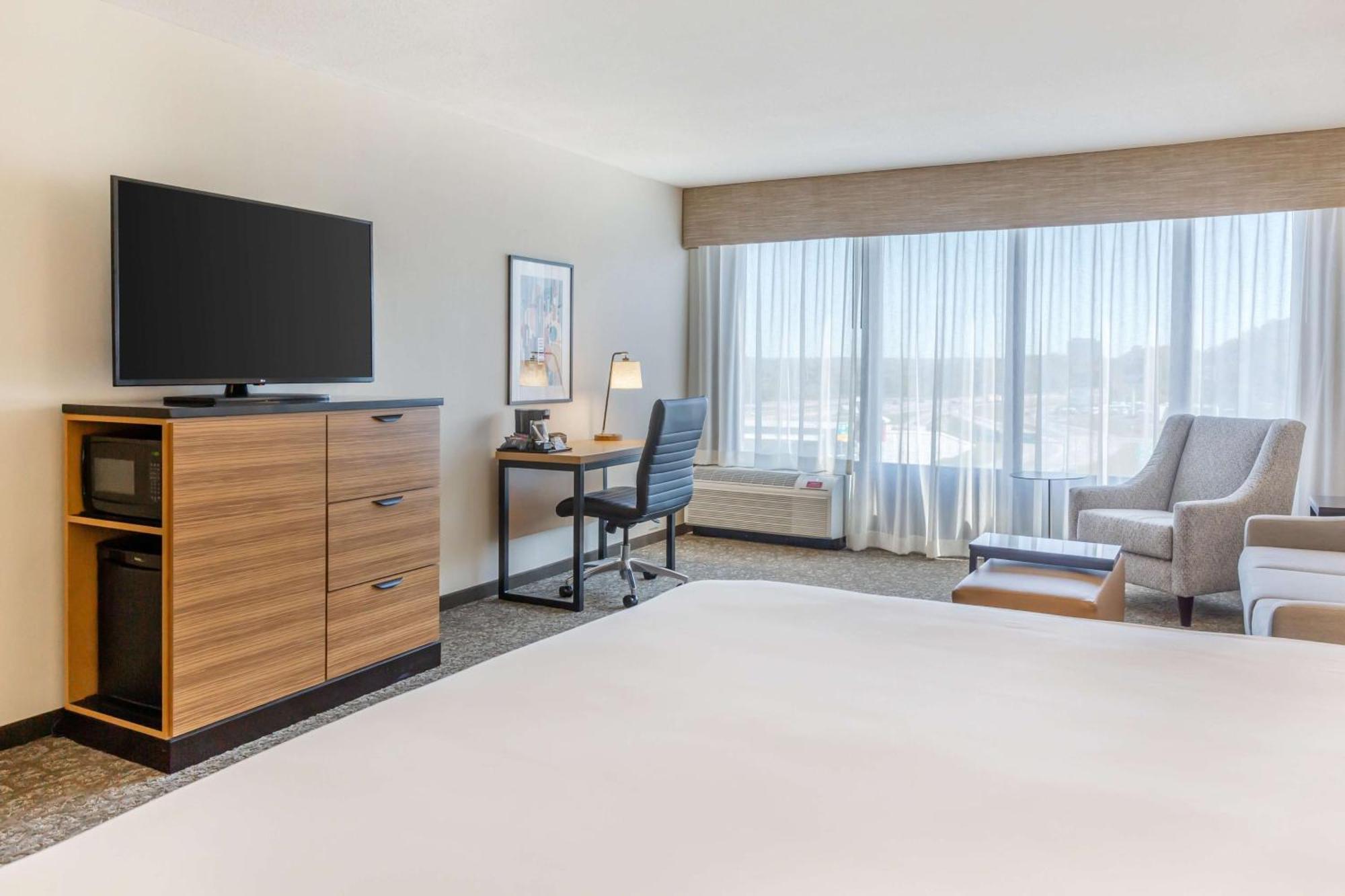 Drury & St. Louis-southwest Hotel 3*