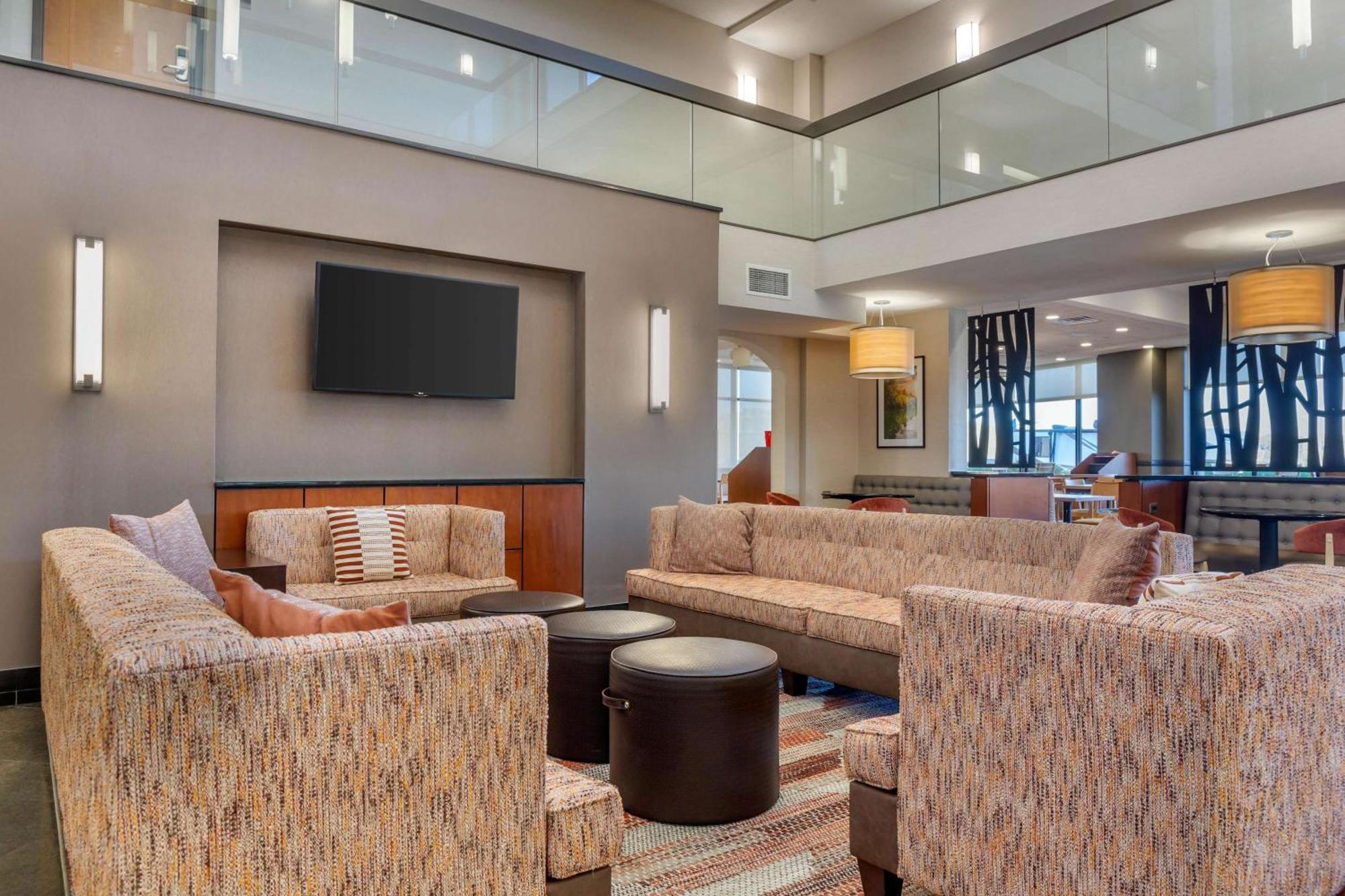 Drury & St. Louis-southwest Hotel 3*