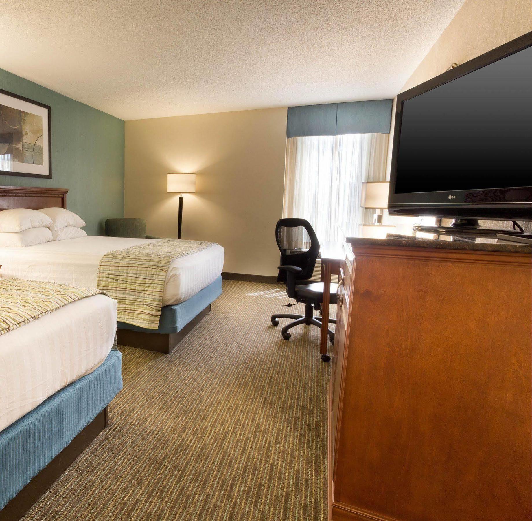 Hotel Drury & St. Louis-southwest